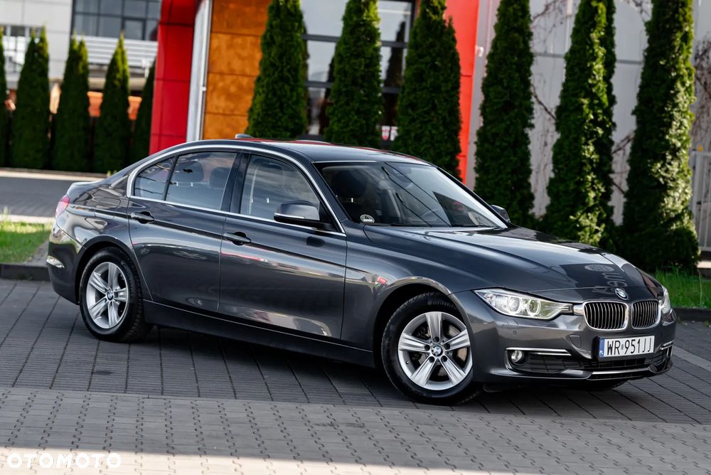 BMW Seria 3 320d Efficient Dynamic Edition - 13