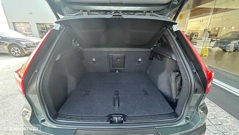 Volvo EX 40 — fotografia 7