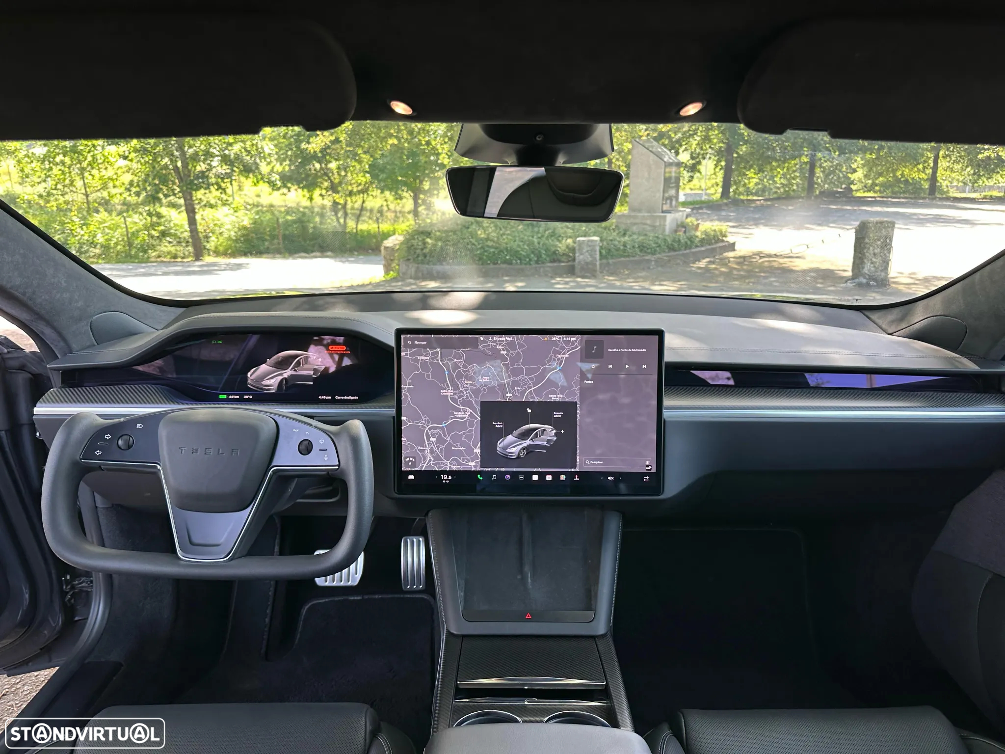 Tesla Model S Plaid AWD - 32
