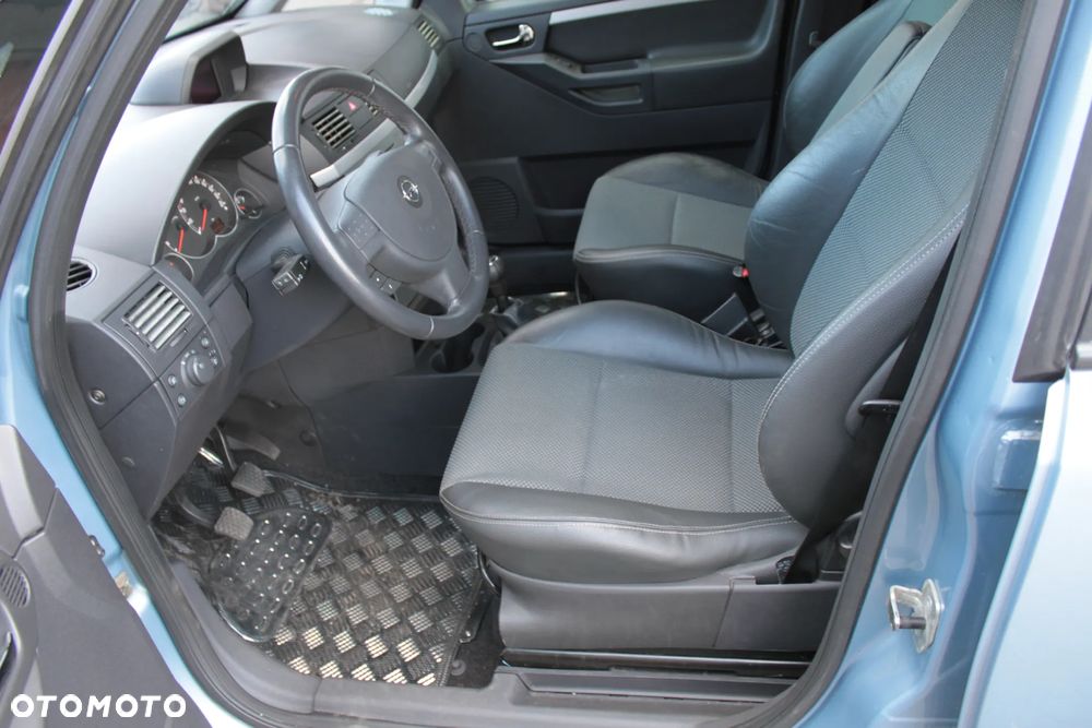 Opel Meriva - 12