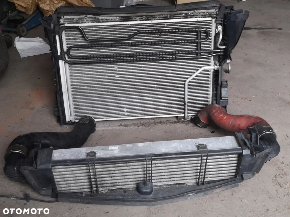 Komplet chłodnic z wentylatorem mercedes W204 2.2 CDI Lift - 2