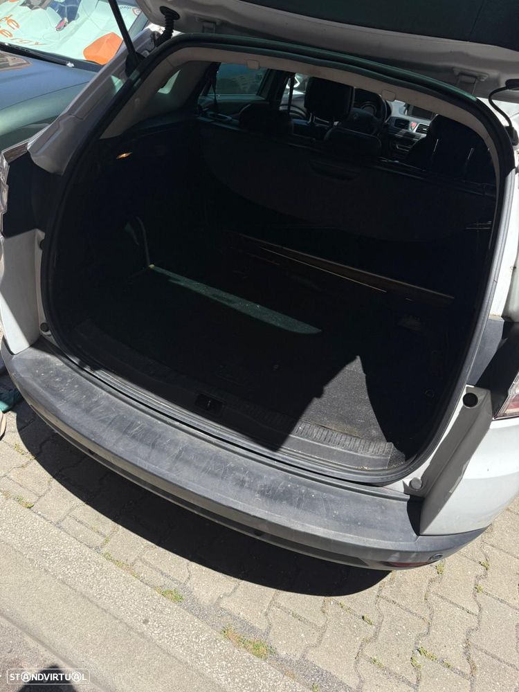 Renault Mégane 1.5 dCi Dynamique - 8