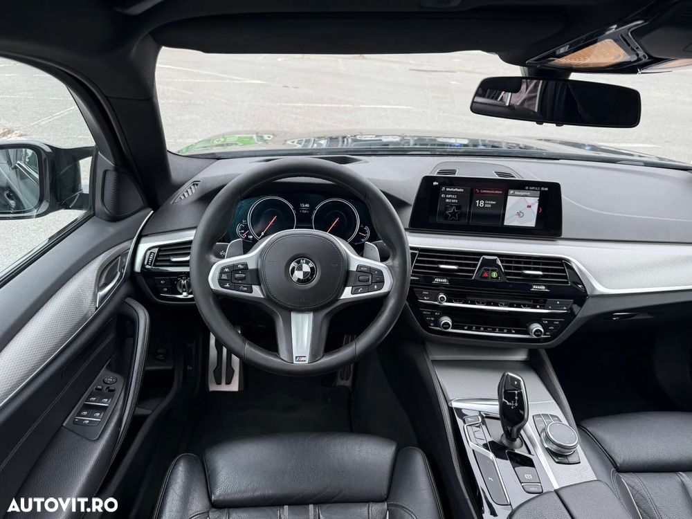 BMW Seria 5 525d Aut. Sport Line - 9