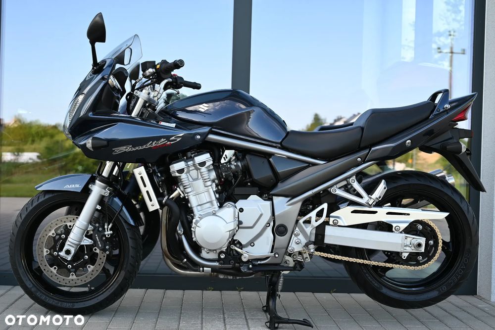 Suzuki Bandit - 3