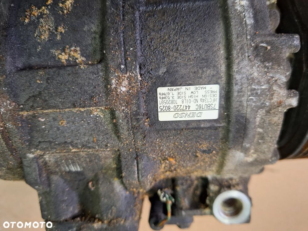 sprężarka klimatyzacji  BMW 5 E-39 KOMPRESOR 7SBU16C - 7