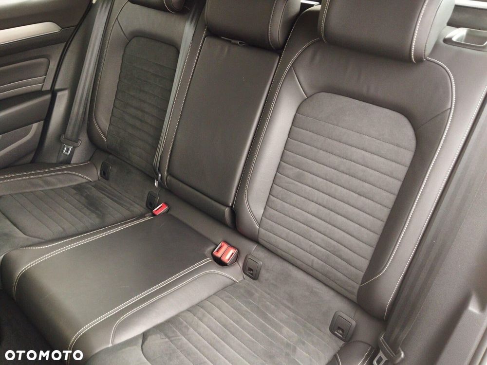 Volkswagen Passat - 9
