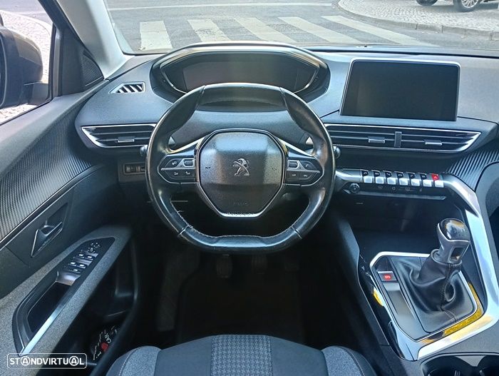 Peugeot 5008 1.5 BlueHDi Style - 18