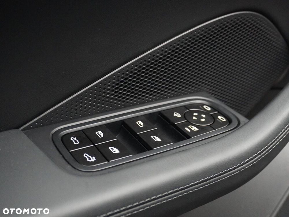 Porsche Macan 4 100kWh - 21