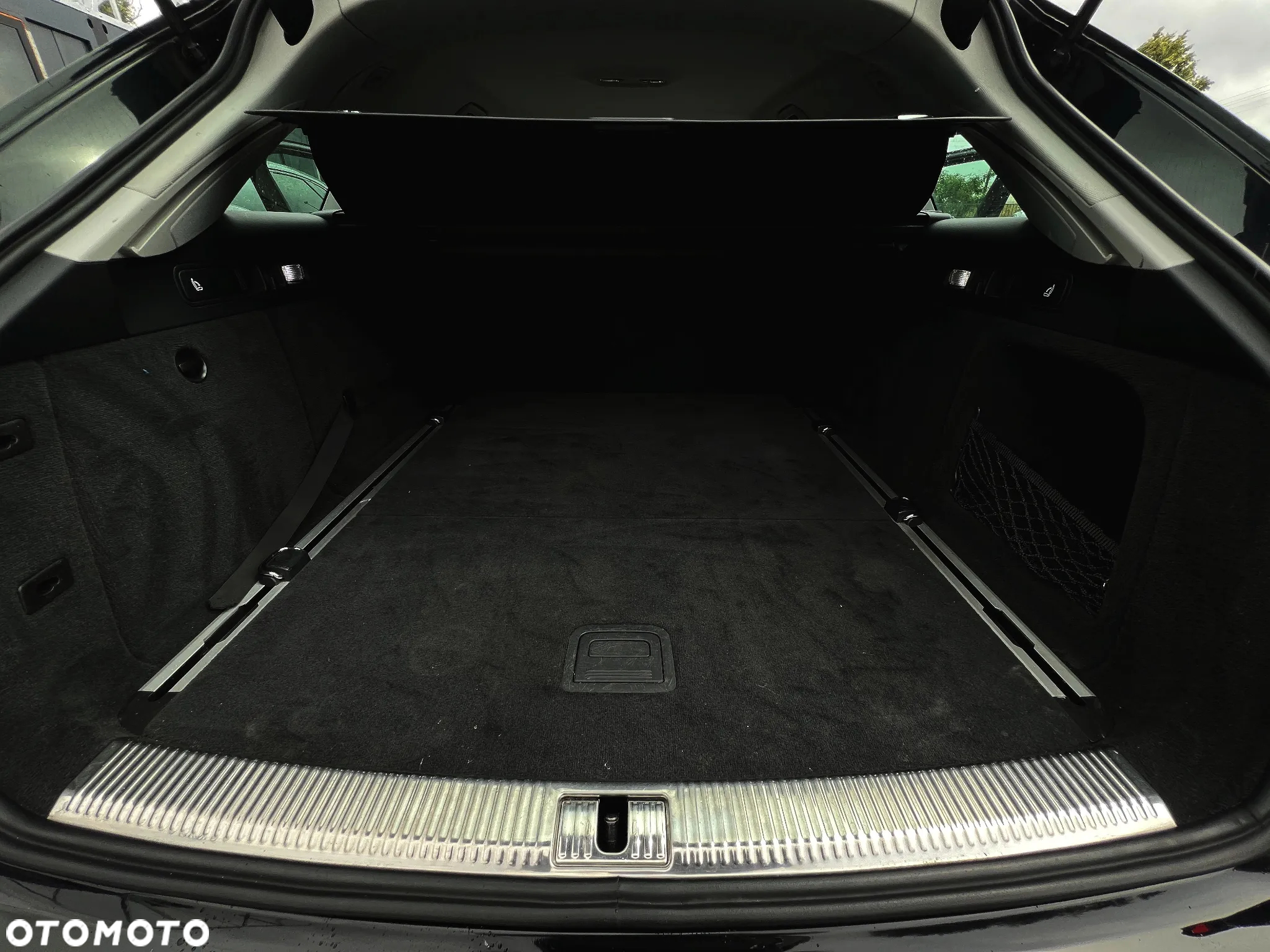 Audi A6 Avant 2.0 TDI Ultra S tronic - 31
