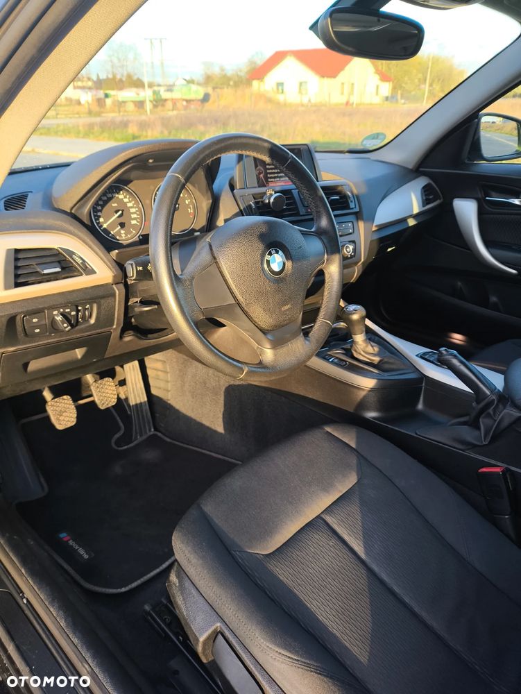 BMW Seria 1 114i - 20