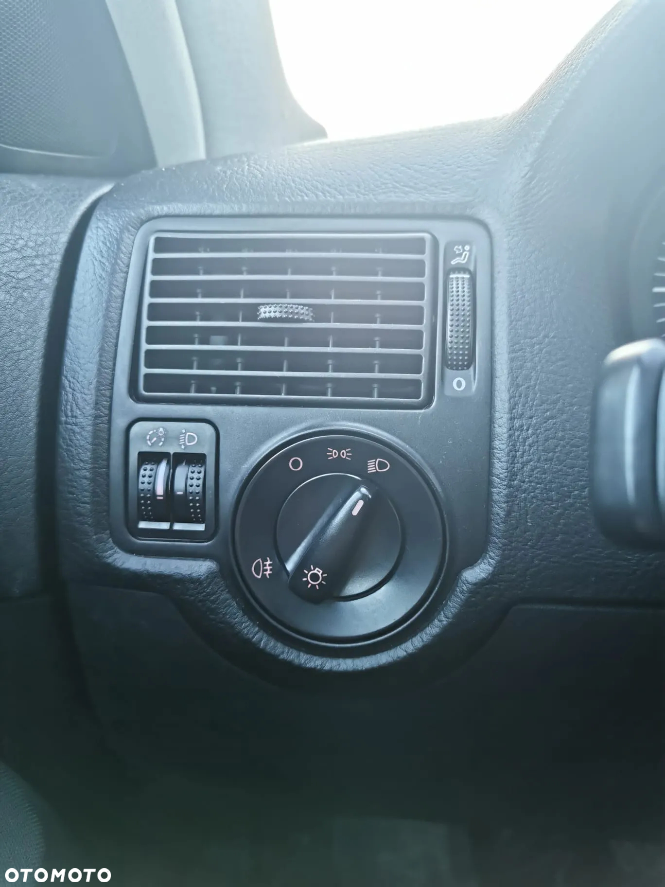 Volkswagen Golf IV 1.4 Q - 9