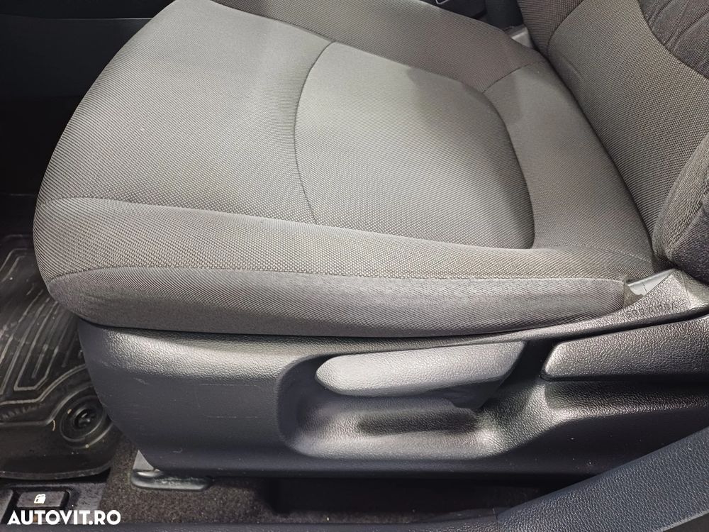 Toyota Corolla Sedan 1.8 HSD Dynamic - 8