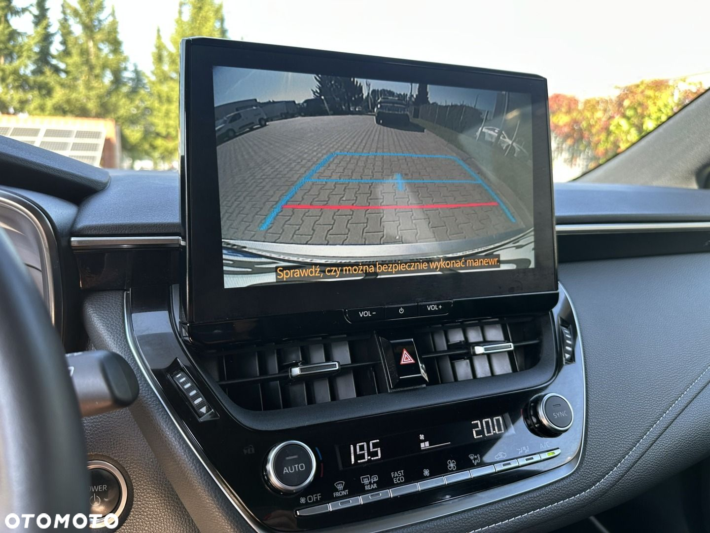 Toyota Corolla 1.8 Hybrid Comfort - 15