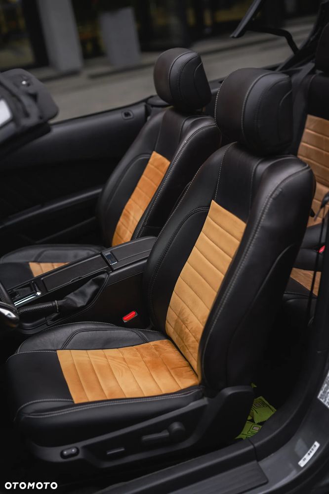 Ford Mustang 3.7 V6 Premium - 3