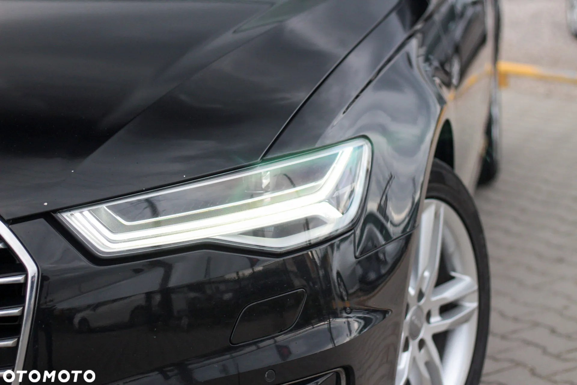 Audi A6 Avant 2.0 TDI Ultra DPF S tronic - 12