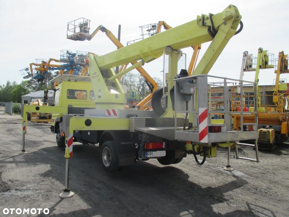 Mercedes-Benz Wumag WT230 - 6