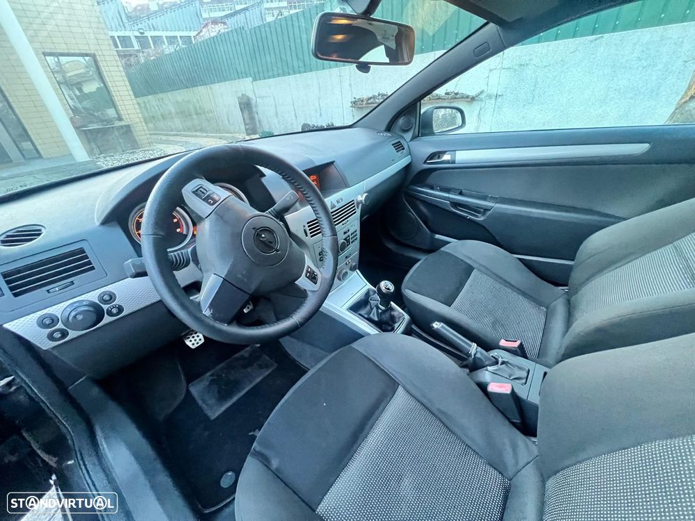 Opel Astra GTC 1.3 CDTI - 5