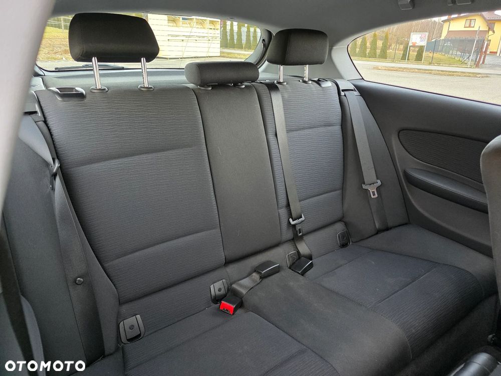 BMW Seria 1 116d DPF Edition Sport - 14