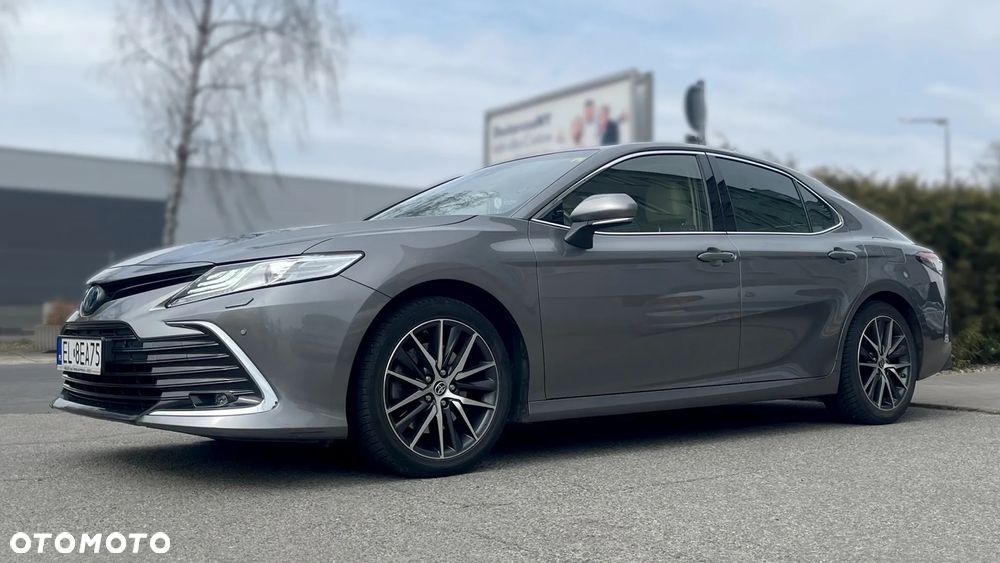 Toyota Camry 2.5 Hybrid Executive CVT - 3