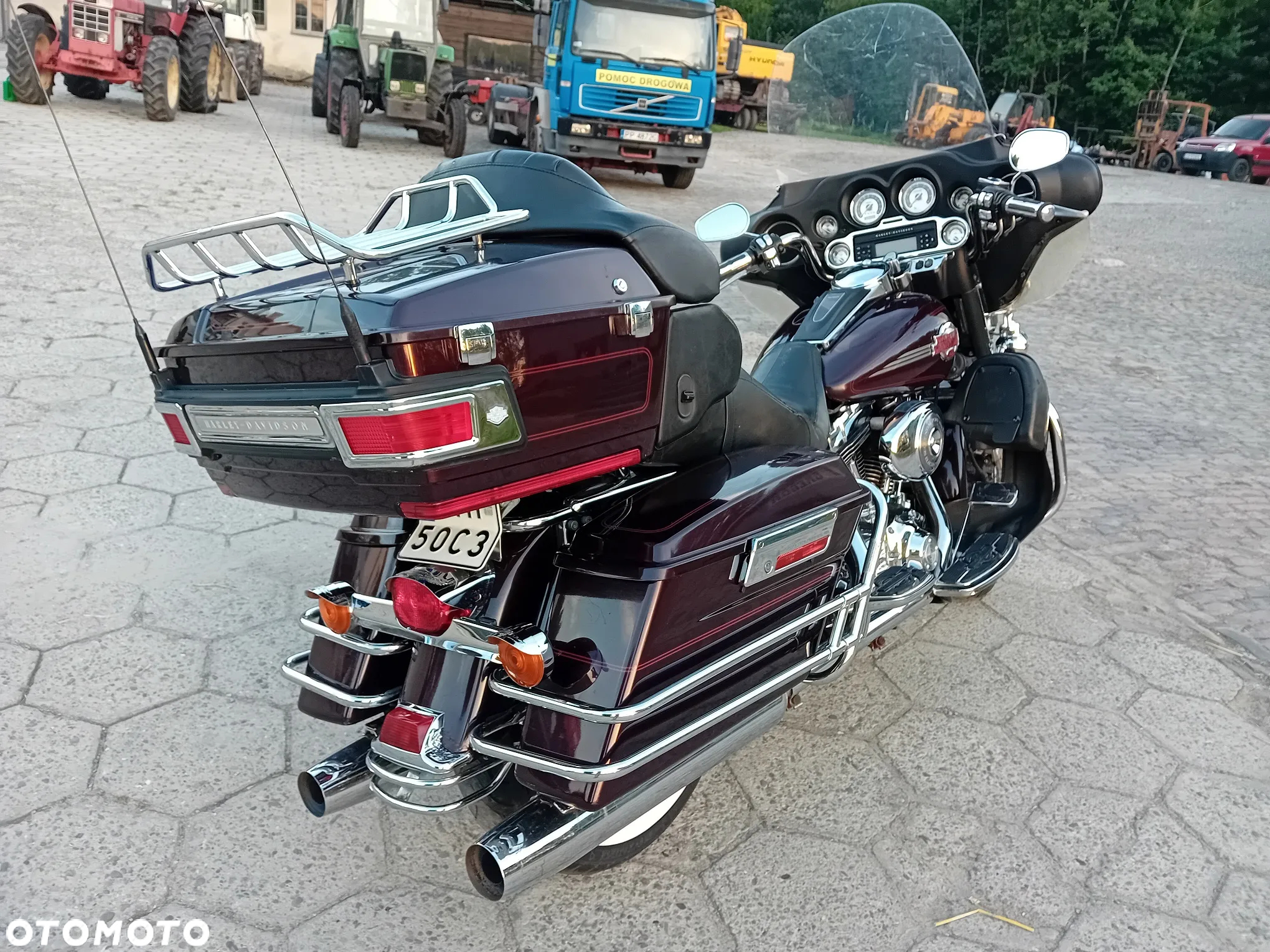 Harley-Davidson FLHTCU Ultra - 2