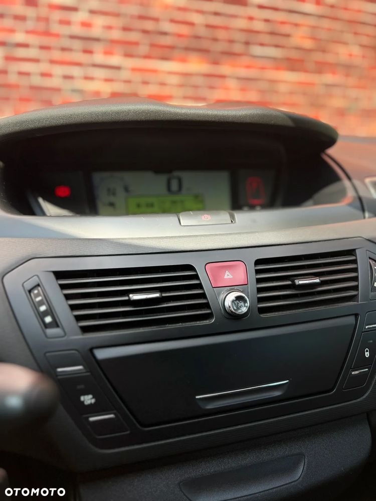 Citroën C4 Picasso - 22