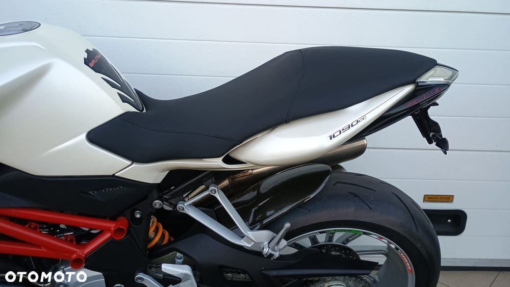 MV AGUSTA Brutale - 20