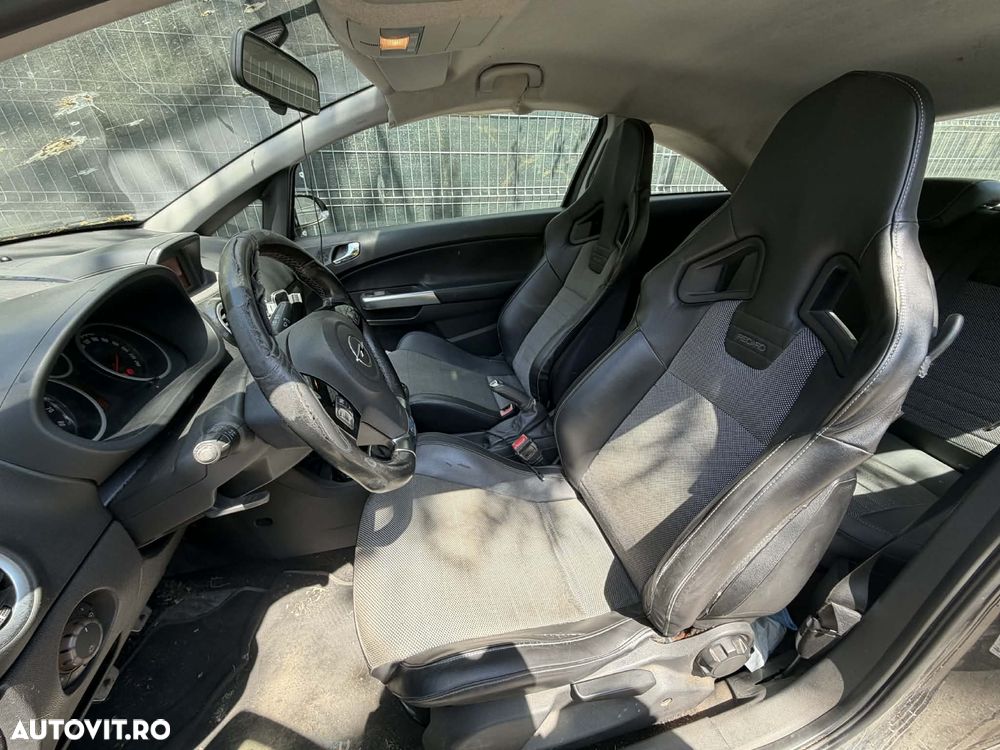 Opel Corsa 1.6 OPC - 5