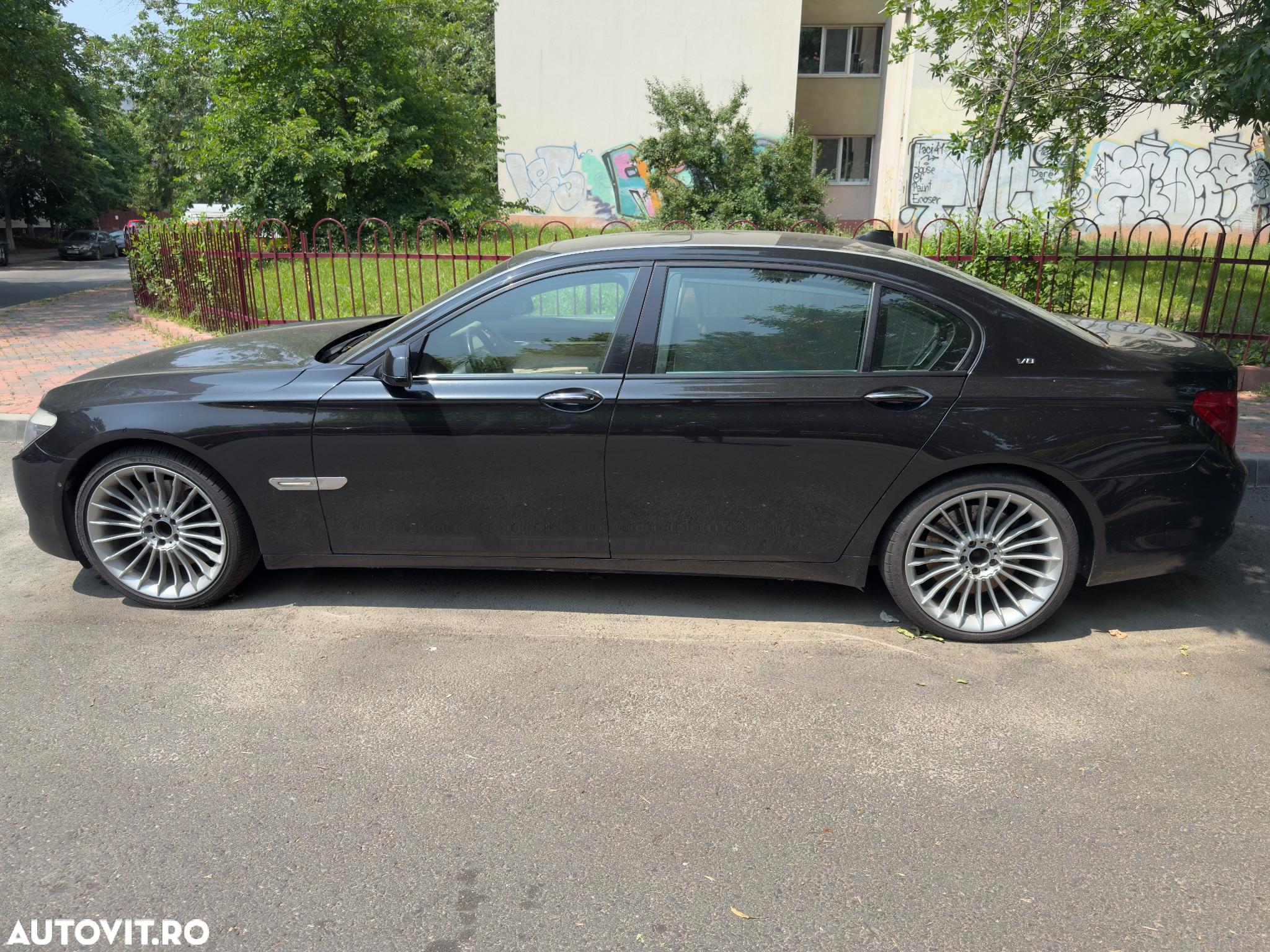 BMW Seria 7 750Li Aut. - 2
