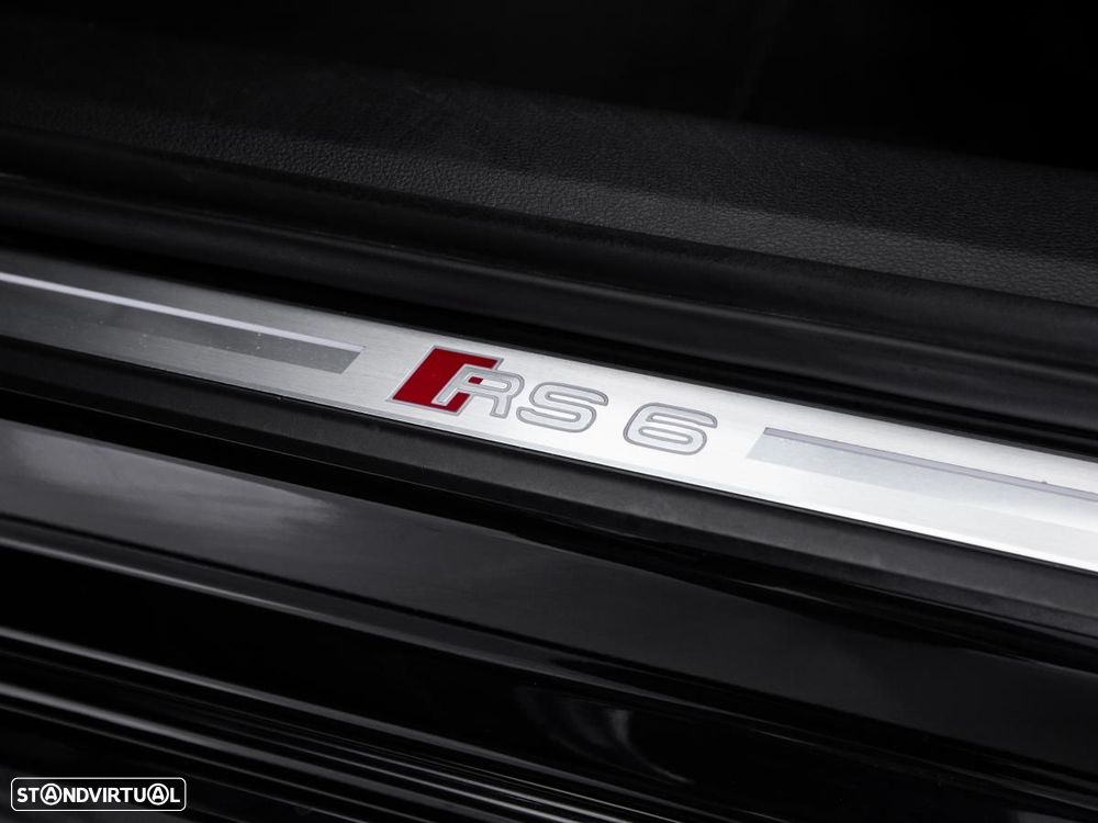 Audi RS6 Avant 4.0 TFSI quattro Tiptronic - 26