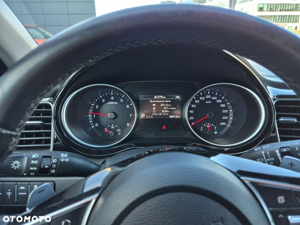 Kia XCeed - 13
