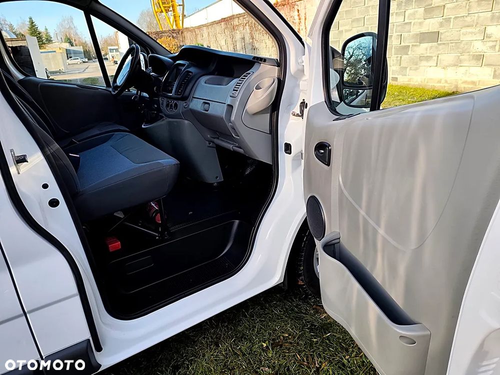 Renault Trafic - 20