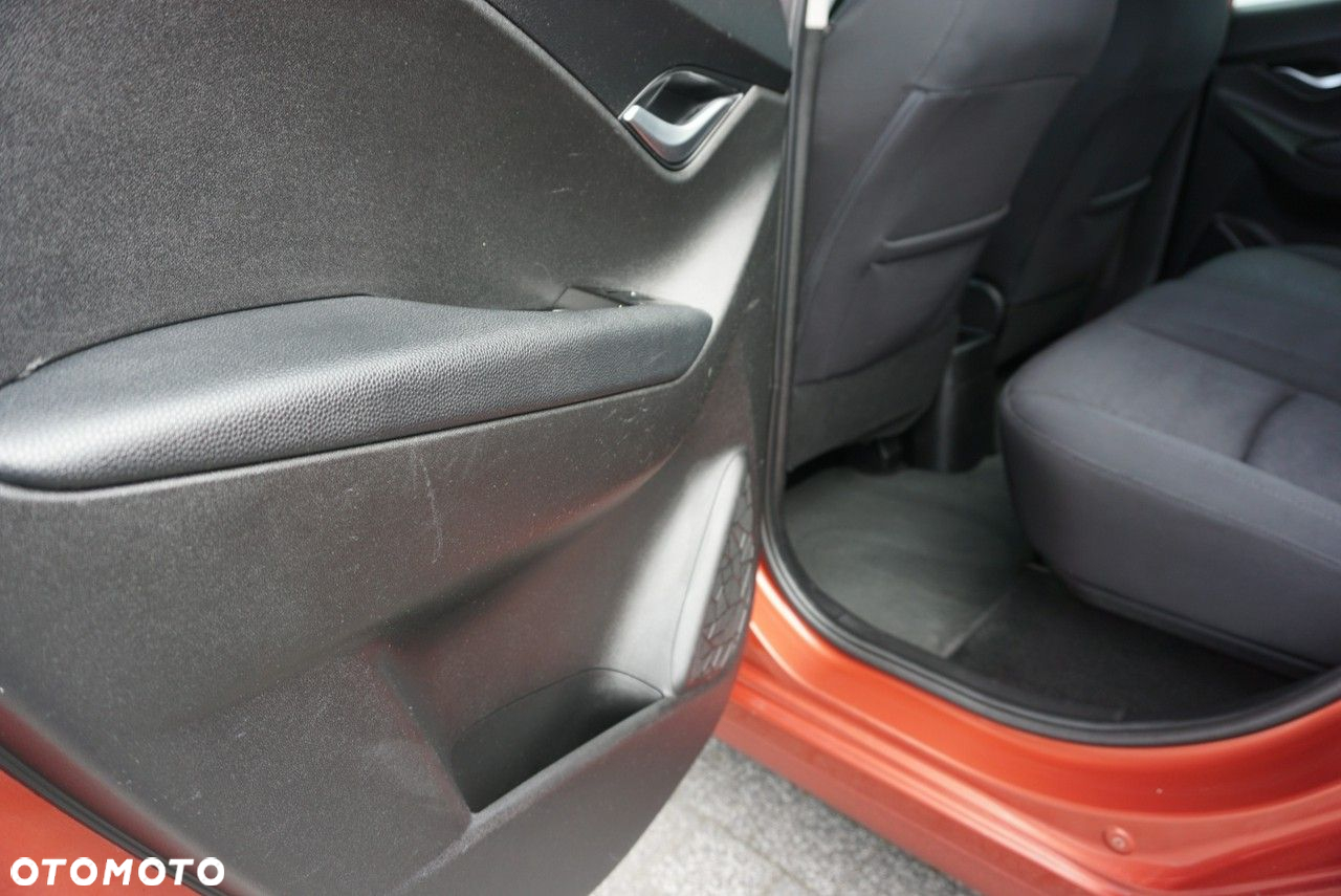 Hyundai ix20 - 11