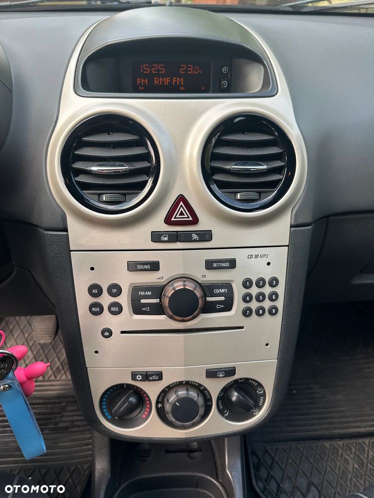 Opel Corsa - 13