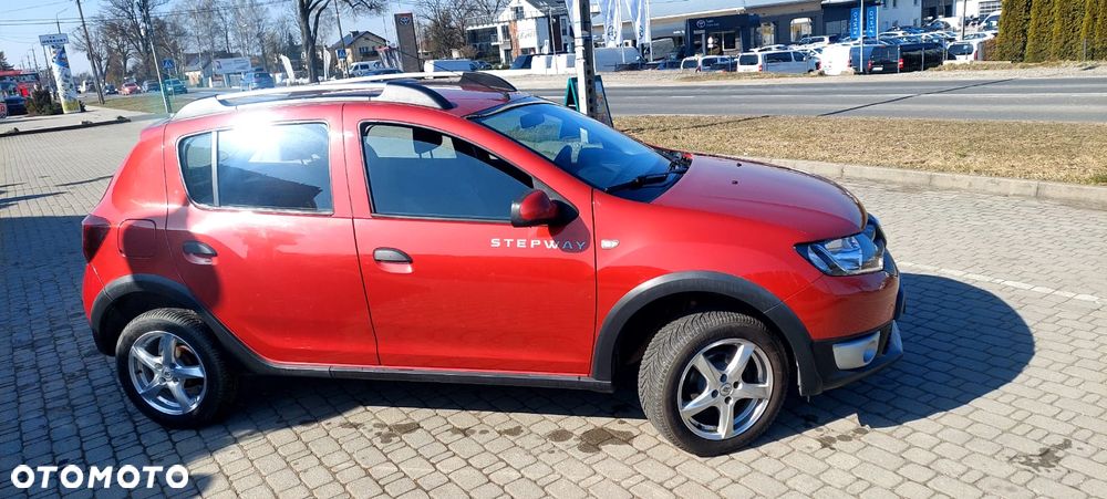 Dacia Sandero TCe 90 Celebration - 2