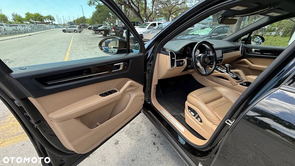 Porsche Cayenne Tiptronic S - 8