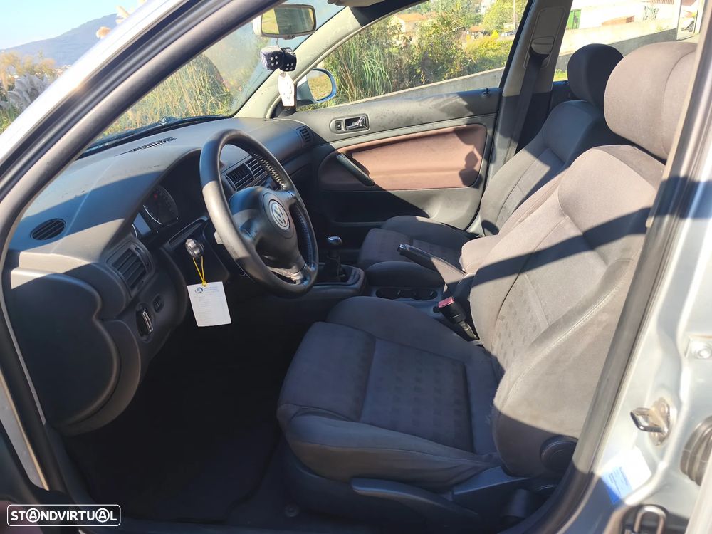 VW Passat Variant 1.9 TDi Comfortline - 7