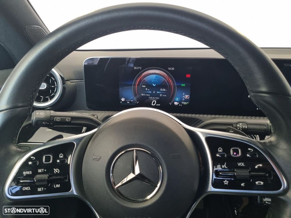 Mercedes-Benz CLA 250 e Shooting Brake Style Plus - 19