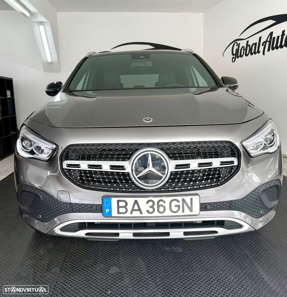Mercedes-Benz GLA 180 d Progressive - 2