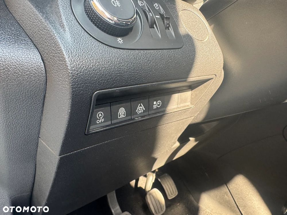 Opel Combo 1.5 D Start/Stop Selection - 11
