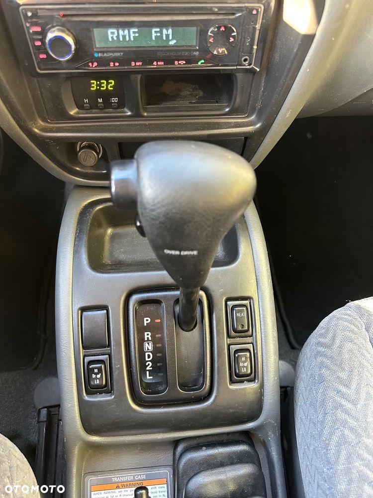 Suzuki Grand Vitara XL-7 2.0 TD Automatik Comfort + - 10