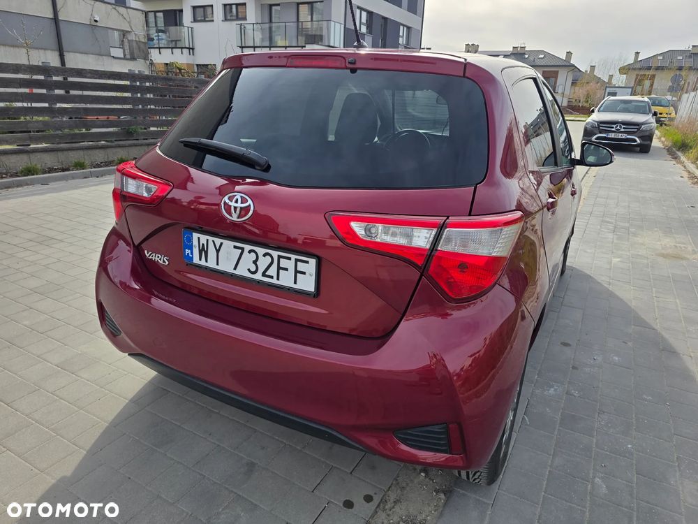 Toyota Yaris 1.5 Premium - 8