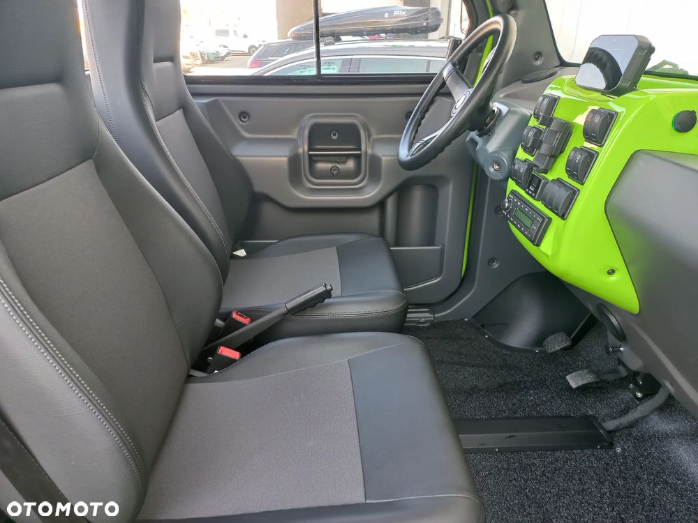 Evum Motors ACAR - 16