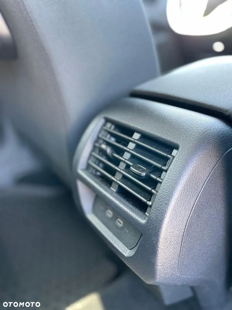 Volkswagen Caddy 2.0 TDI DSG - 8