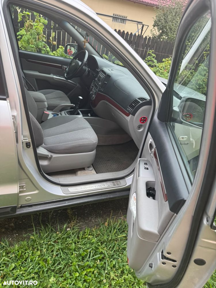 Hyundai Santa Fe 2.2 DSL VGT 5 SEATS 4WD - 5