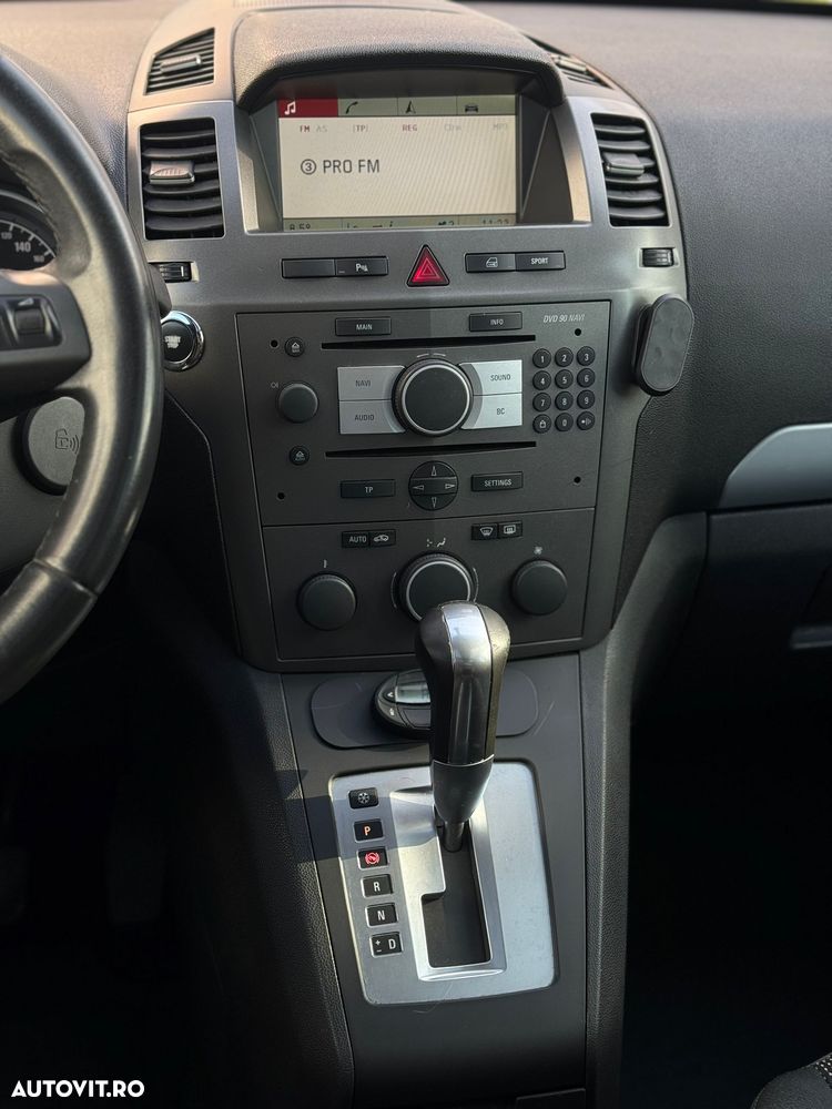 Opel Zafira - 23