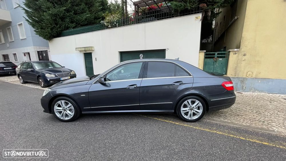 Mercedes-Benz E 220 2011 photo 3