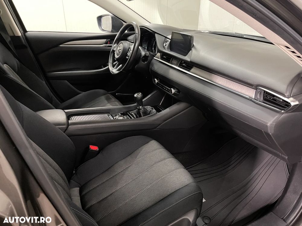 Mazda 6 G165 Revolution - 11