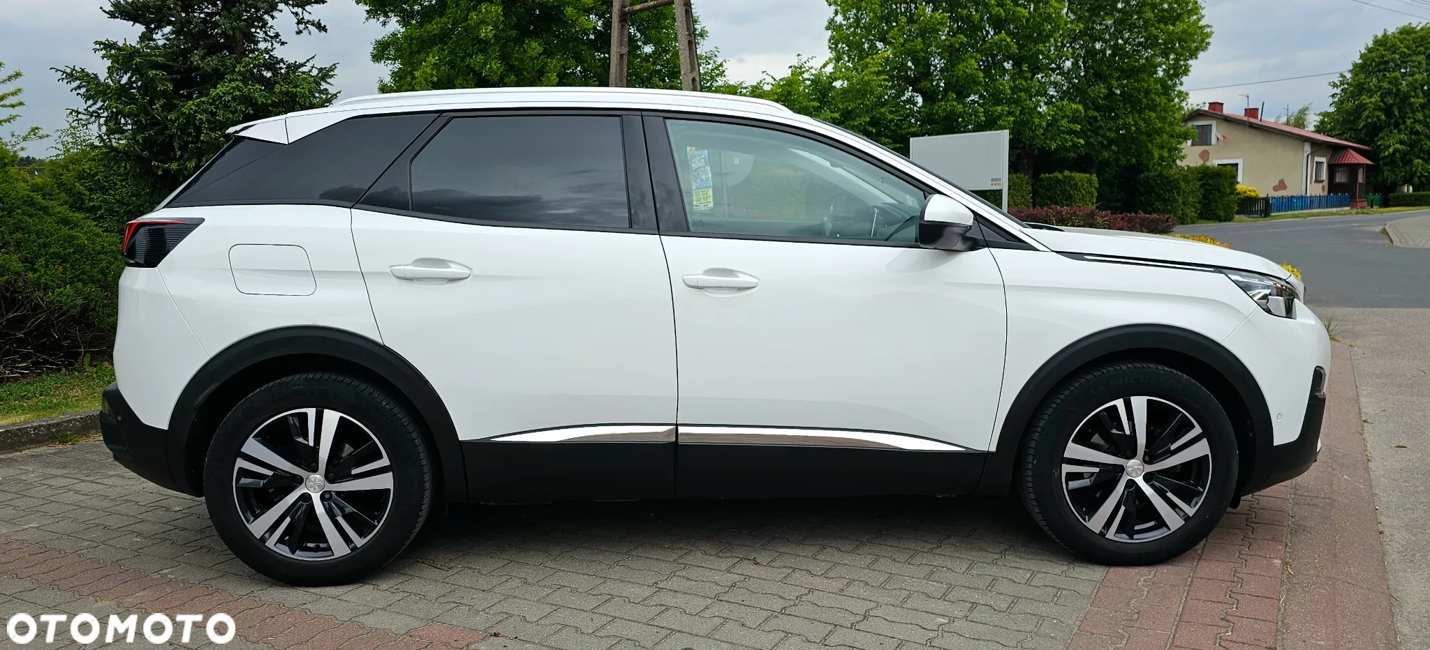 Peugeot 3008 BlueHDi 130 Stop & Start EAT8 Allure - 6