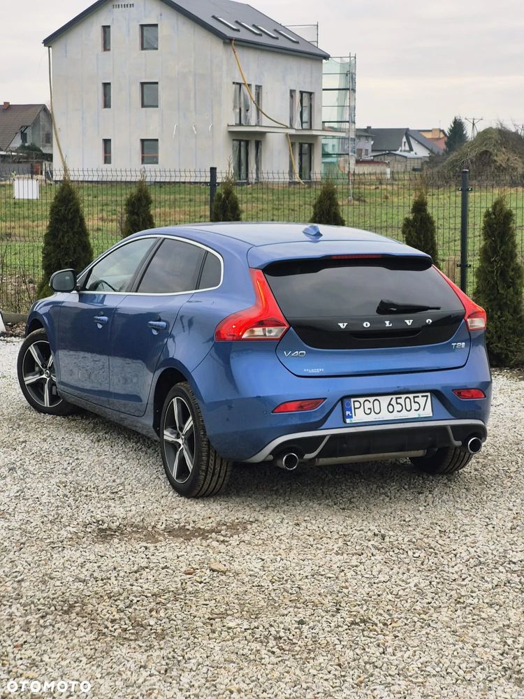 Volvo V40 T2 Geartronic RDesign - 13