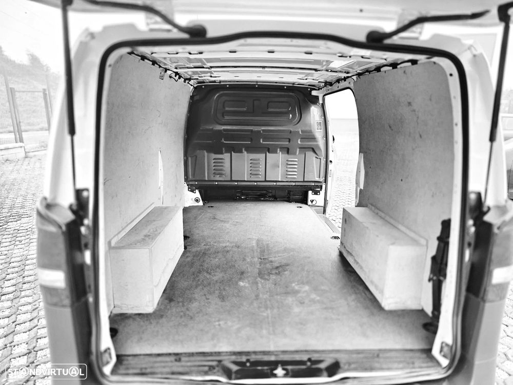 Mercedes-Benz Vito Furgão Longo 114CDI - 16